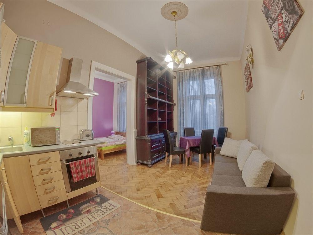 Hostel 70S Cracovia Esterno foto