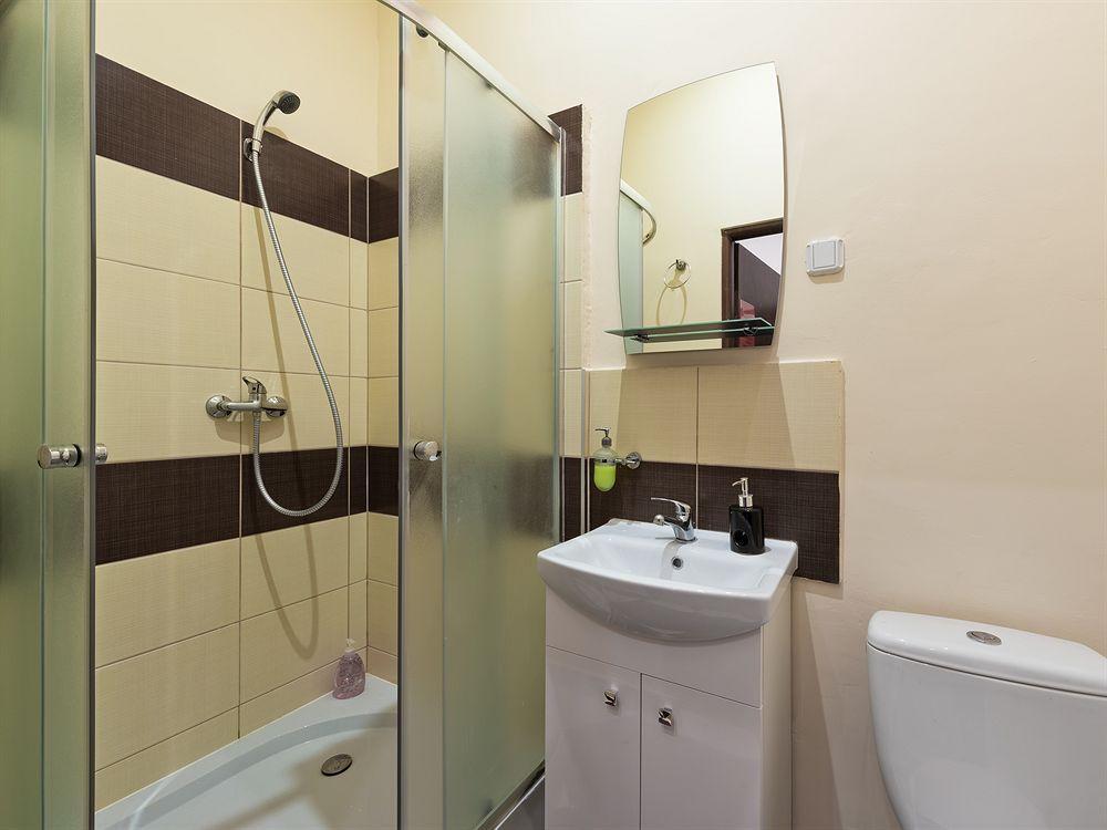 Hostel 70S Cracovia Esterno foto