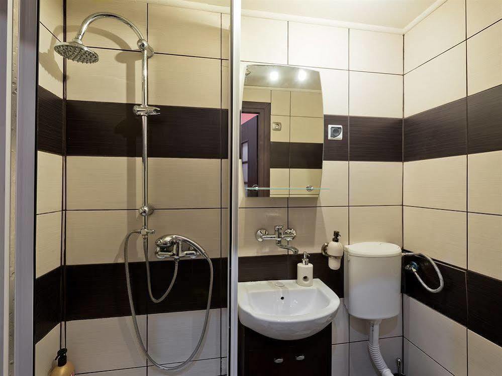 Hostel 70S Cracovia Esterno foto