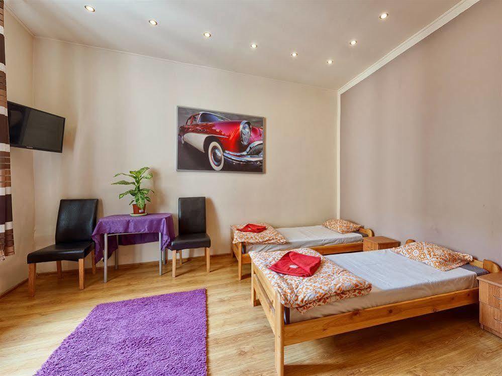 Hostel 70S Cracovia Esterno foto